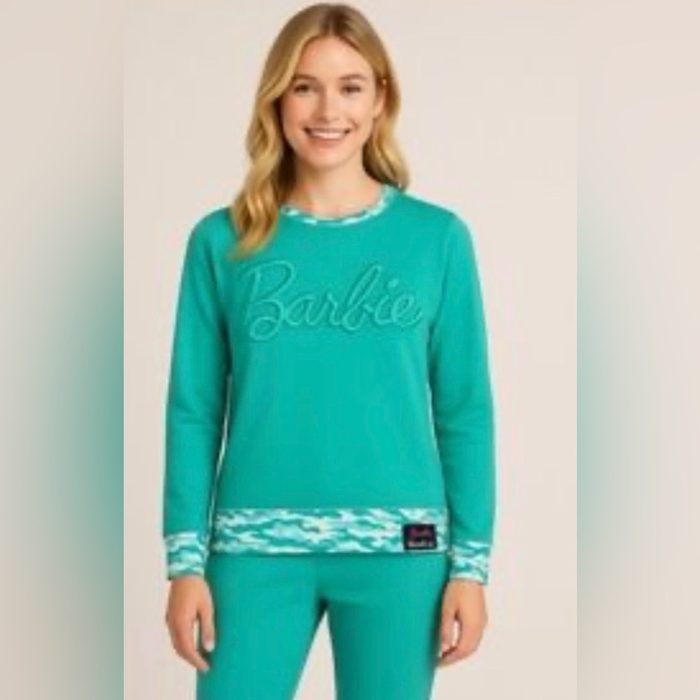 Barbie x Ugly Dukling Small Green with Camo Accents Womens Sweater PtP 19.5”